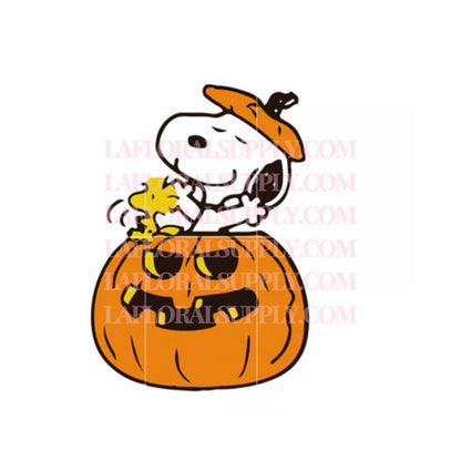 Snoopy Pumpkin w/ Leaves Halloween Topper